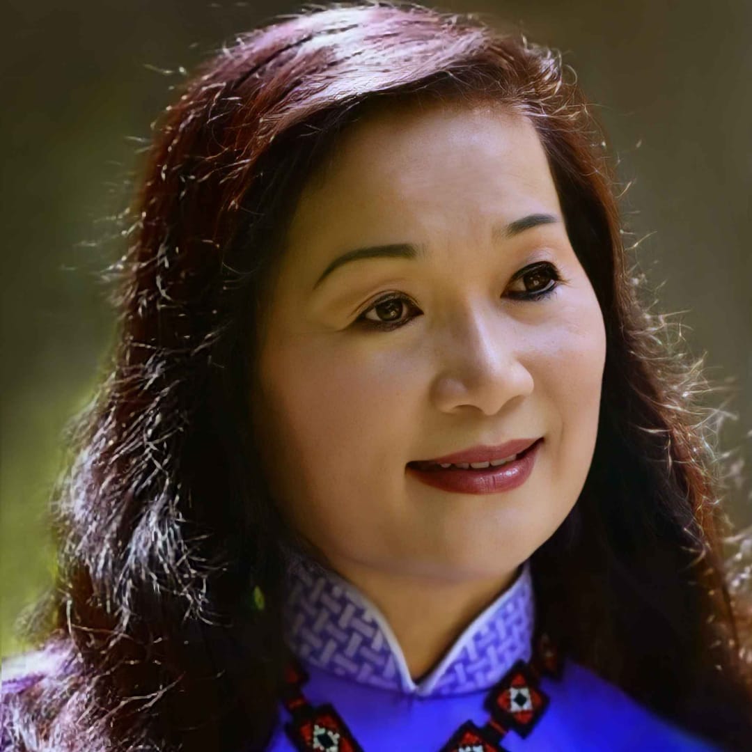 Nguyễn Hồng Nga